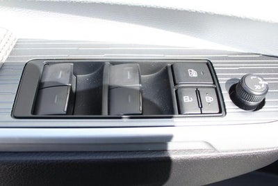 2026 Toyota Sienna XLE 8 Passenger