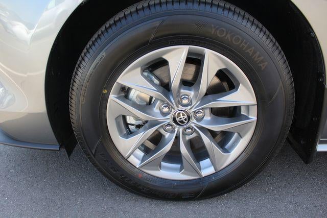 2026 Toyota Sienna XLE 8 Passenger