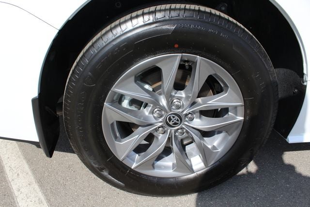 2026 Toyota Sienna XLE 8 Passenger