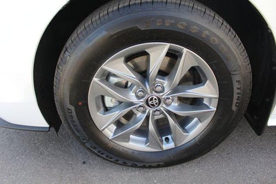 2026 Toyota Sienna XLE 8 Passenger