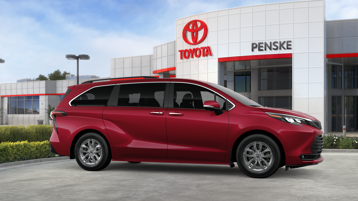 2026 Toyota Sienna XLE