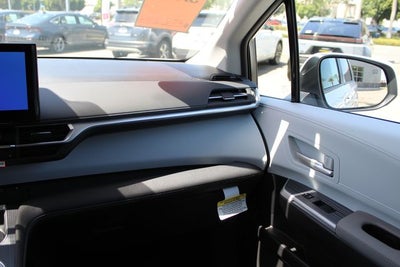 2026 Toyota Sienna XLE 7 Passenger
