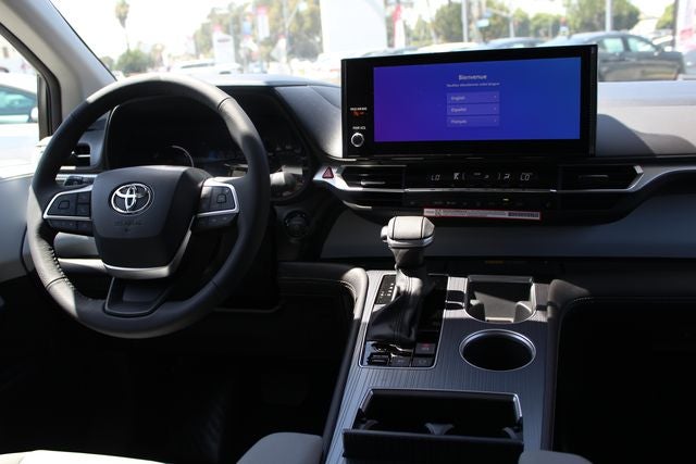 2026 Toyota Sienna XLE 7 Passenger