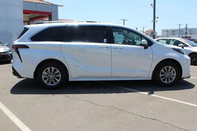 2026 Toyota Sienna XLE 7 Passenger