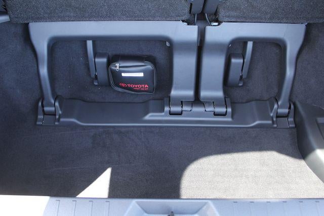 2026 Toyota Sienna XLE 7 Passenger