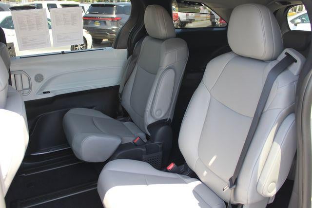 2026 Toyota Sienna XLE 7 Passenger