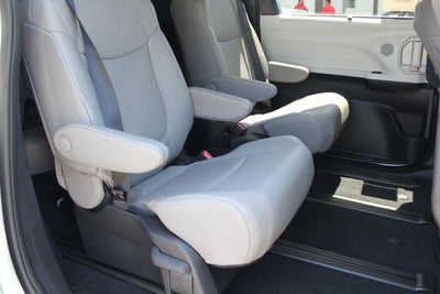 2026 Toyota Sienna XLE 7 Passenger