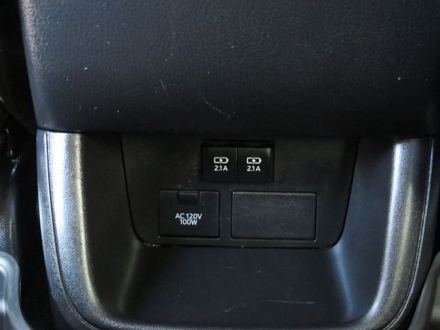 2018 Toyota Highlander Base