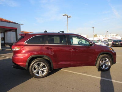 2018 Toyota HIGHLANDER Base