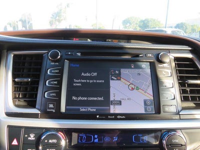 2018 Toyota HIGHLANDER Base