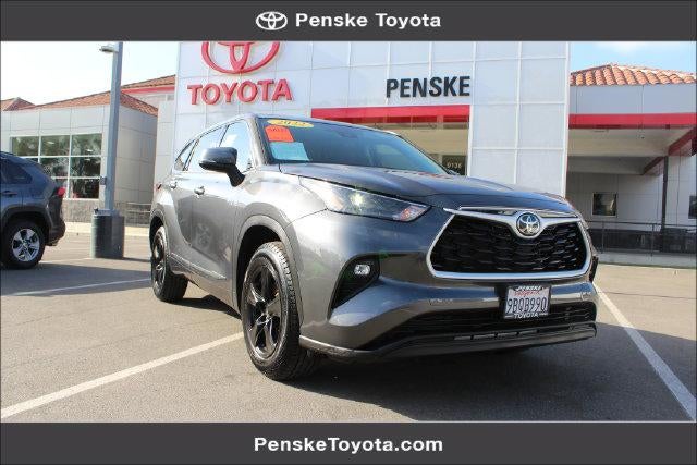 2022 Toyota Highlander LE