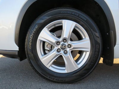 2022 Toyota HIGHLANDER LE