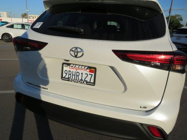 2022 Toyota HIGHLANDER LE