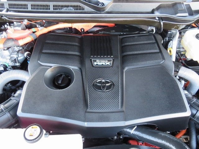 2026 Toyota Tundra i-FORCE MAX Platinum i-FORCE MAX