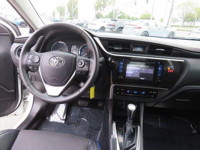 2018 Toyota COROLLA SE