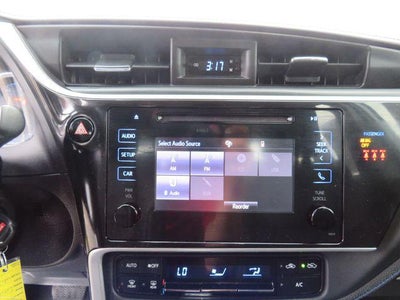 2018 Toyota COROLLA SE