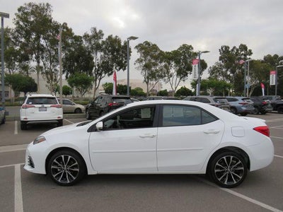 2018 Toyota COROLLA SE