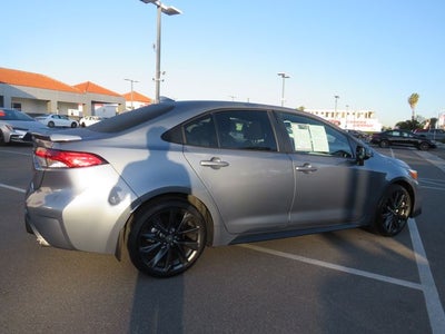 2025 Toyota COROLLA SE