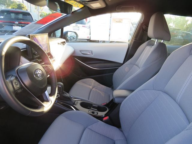 2025 Toyota COROLLA SE