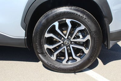 2025 Toyota Corolla Cross Hybrid Hybrid SE