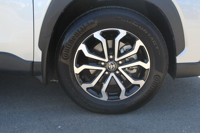 2025 Toyota Corolla Cross Hybrid Hybrid SE