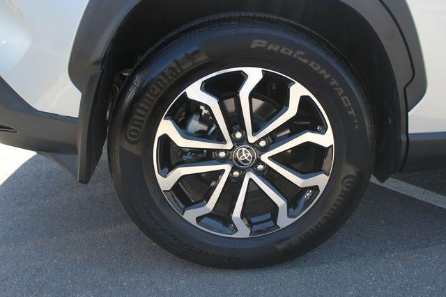 2025 Toyota Corolla Cross Hybrid Hybrid SE