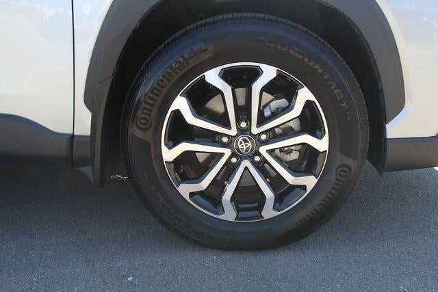 2025 Toyota Corolla Cross Hybrid Hybrid SE
