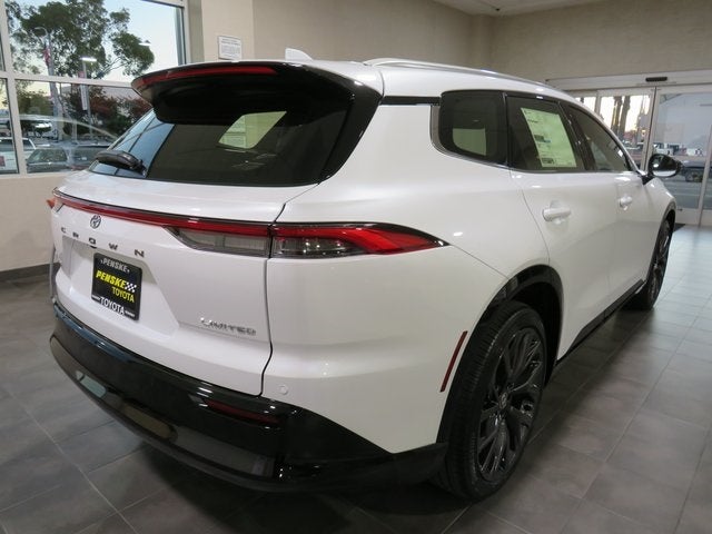 2025 Toyota Toyota Crown Signia Limited