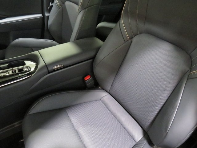 2025 Toyota Toyota Crown Signia Limited