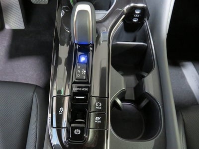 2025 Toyota Toyota Crown Signia Limited