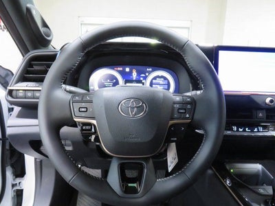 2025 Toyota Toyota Crown Signia Limited