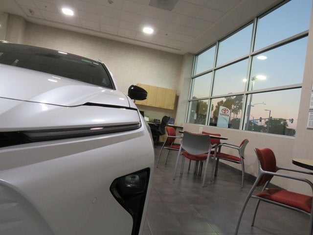 2025 Toyota Toyota Crown Signia Limited