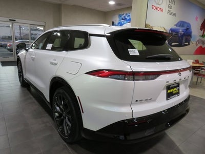 2025 Toyota Toyota Crown Signia Limited