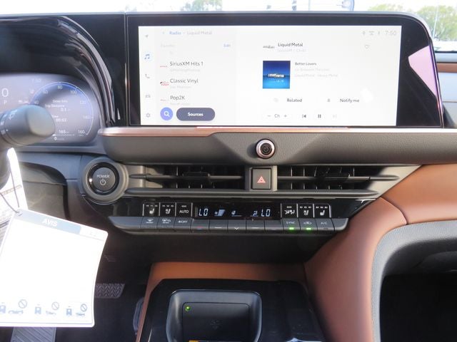 2026 Toyota Toyota Crown Signia XLE