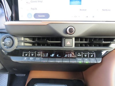 2026 Toyota Toyota Crown Signia XLE