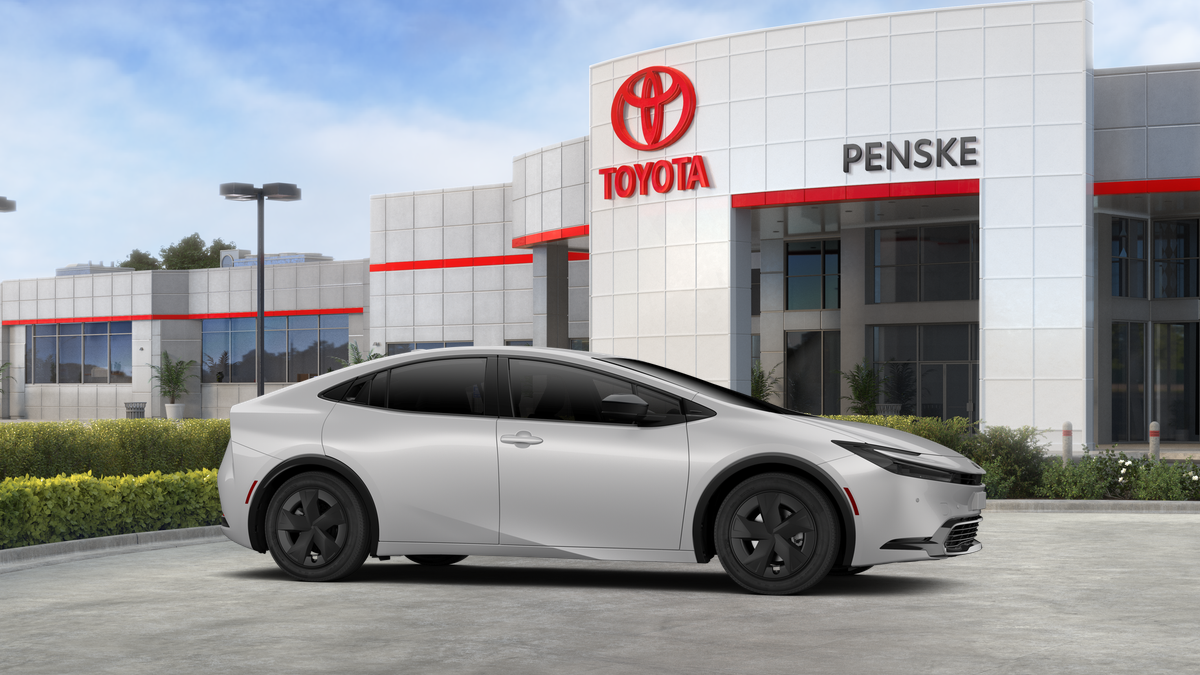 2027 Toyota Prius LE