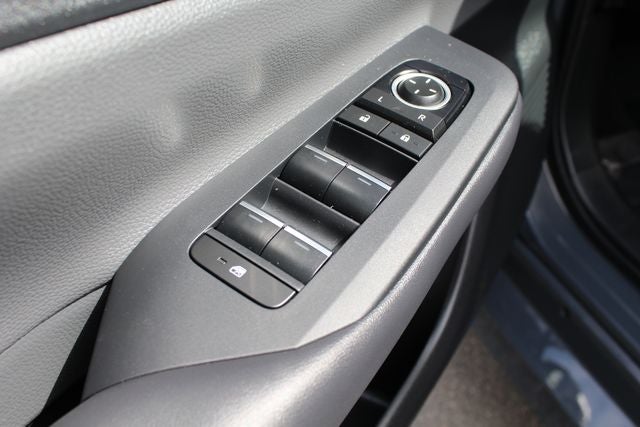 2023 Toyota Prius XLE