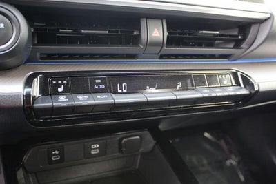 2023 Toyota Prius XLE