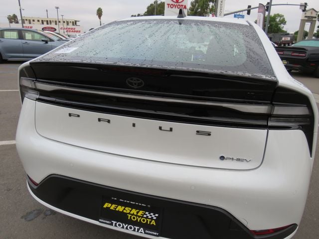 2026 Toyota Prius Plug-in Hybrid SE