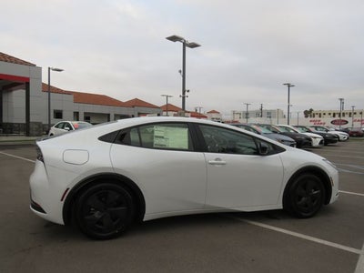 2026 Toyota Prius Plug-in Hybrid SE