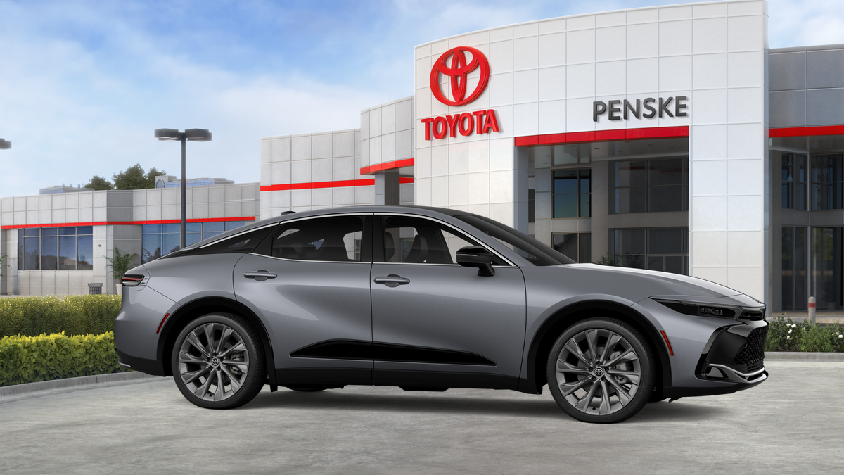 2027 Toyota Toyota Crown Limited
