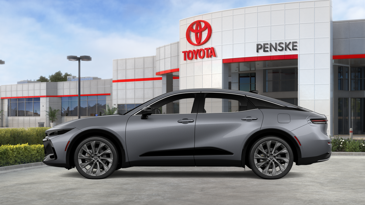 2027 Toyota Toyota Crown Limited