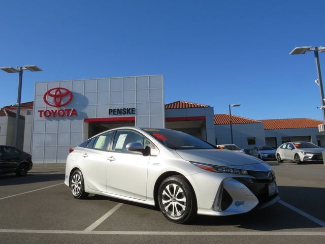 2021 Toyota PRIUS PRIME LE