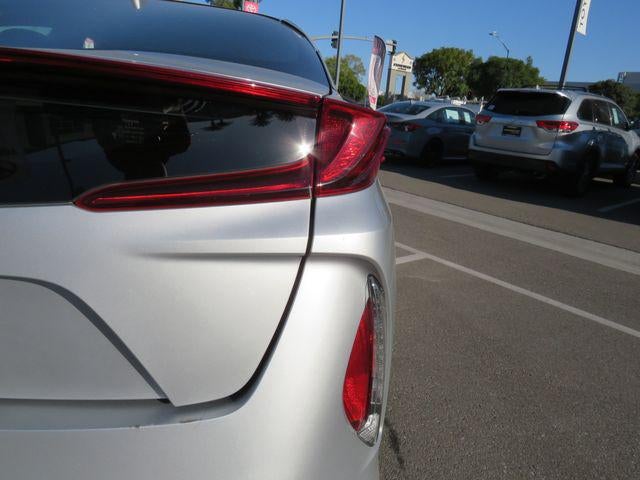 2021 Toyota PRIUS PRIME LE