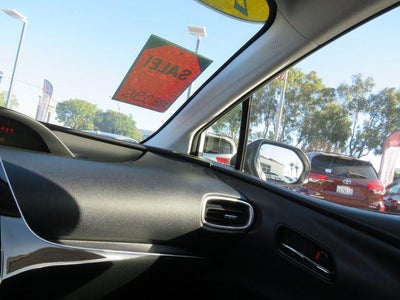 2021 Toyota PRIUS PRIME LE