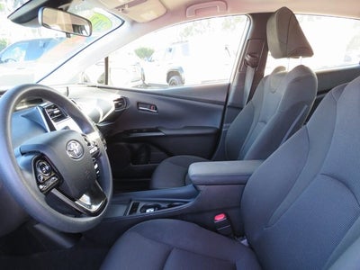 2022 Toyota PRIUS L Eco