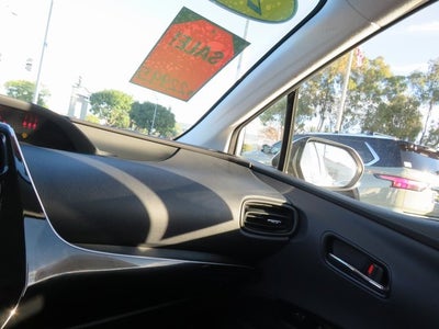 2022 Toyota PRIUS L Eco