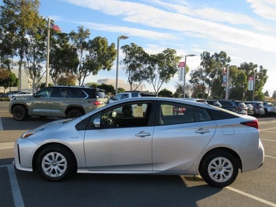 2022 Toyota PRIUS L Eco