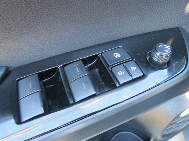 2020 Toyota PRIUS PRIME XLE