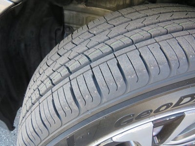 2020 Toyota PRIUS PRIME XLE